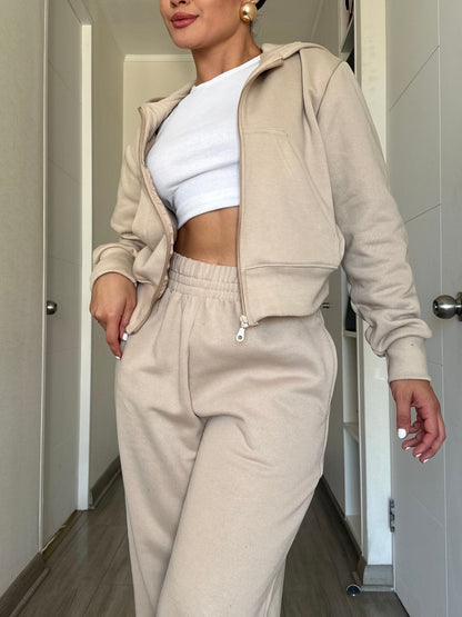Set LESKA – Polerón Oversize + Buzo Palazzo | Estilo ZARA